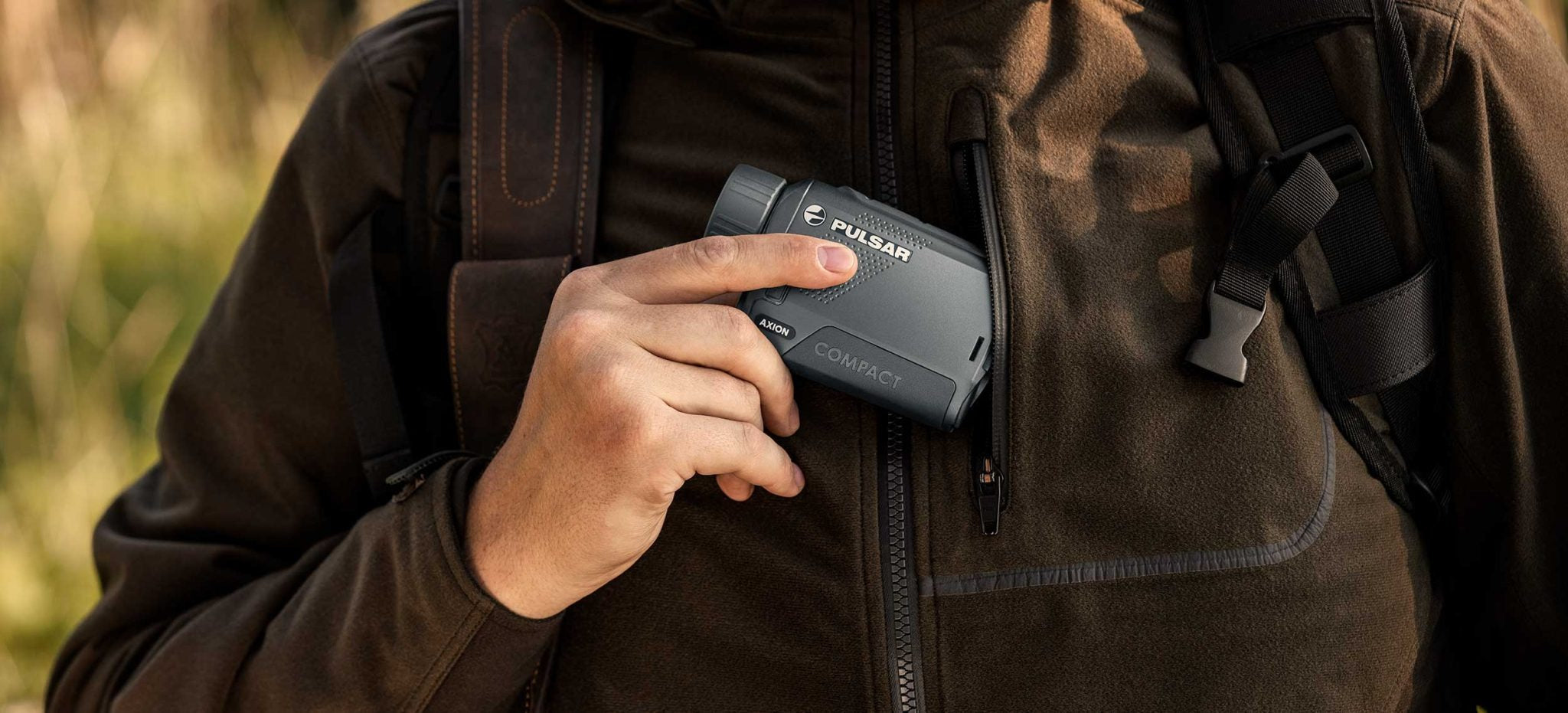 Découvrez les Axion XG30 et XG35 : les compactes de Pulsar